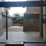 Luxury Apartment - Two Bedrooms Quiet Area