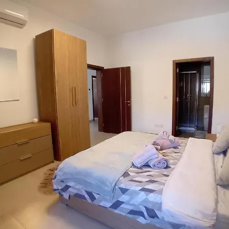 Luxury Two Bedroom St. Paul's Bay