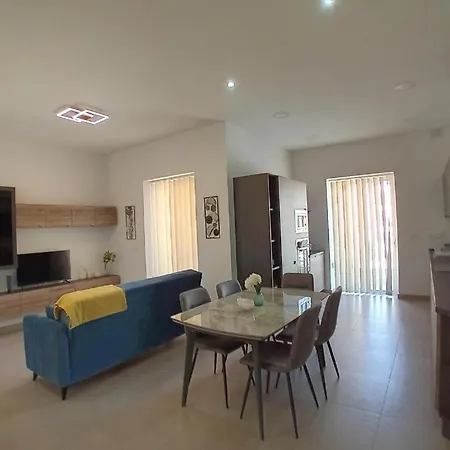 Luxury Two Bedroom St. Paul's Bay