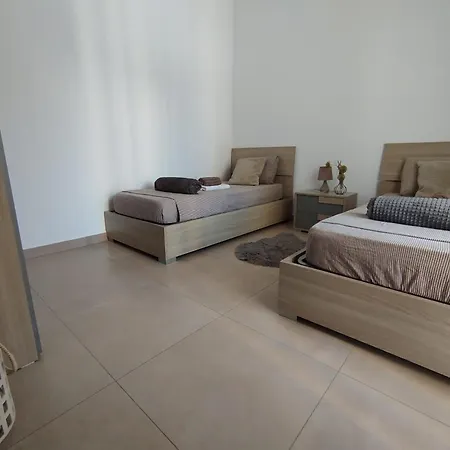 Luxury - Two Bedrooms - St Pauls Bay * Сент-Полс-Бей