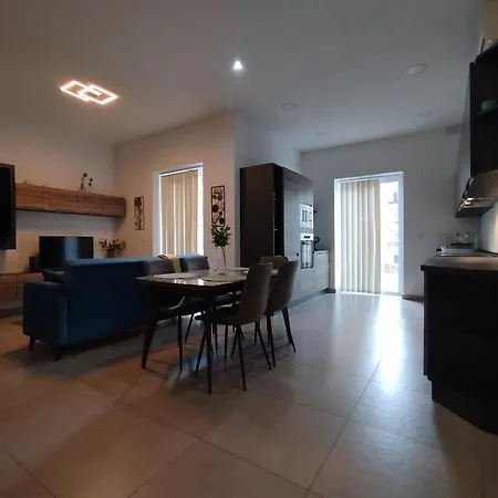 Luxury - Two Bedrooms - St Pauls Bay *